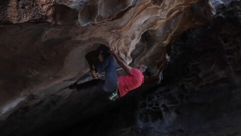 Jason Kehl, primeras ascensiones en el lado oscuro de Hueco Tanks