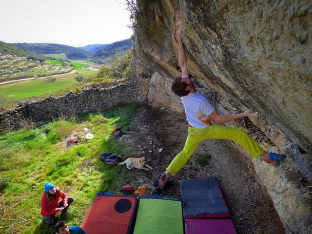 Pol Roca boulder en Terra Neutral en Os de Balaguer Pol Roca boulder en Terra Neutral en Os de Balaguer