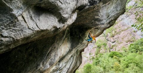 Los tres 9a suizos de Alex Megos en imágenes