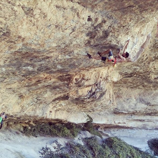 José Enrique Agustí encadena 9a José Enrique Agustí encadena 9a