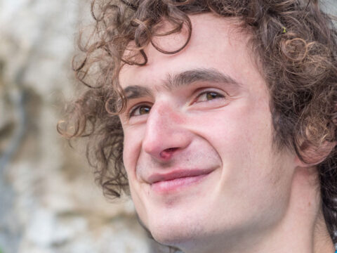 Adam Ondra firma la primera ascensión de ‘Eagle 4’ 9b, en Saint Leger