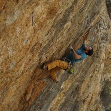 Jonathan Guadalcázar se apunta la primera ascensión de ‘Ataxia’ 9a