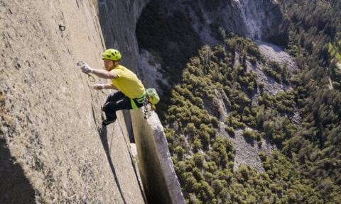 Tommy Caldwell y Alex Honnold revientan su marca en ‘The Nose’