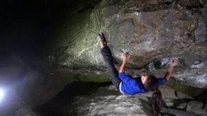 Dos problemas de bloque de 8B para Nina Williams en una semana