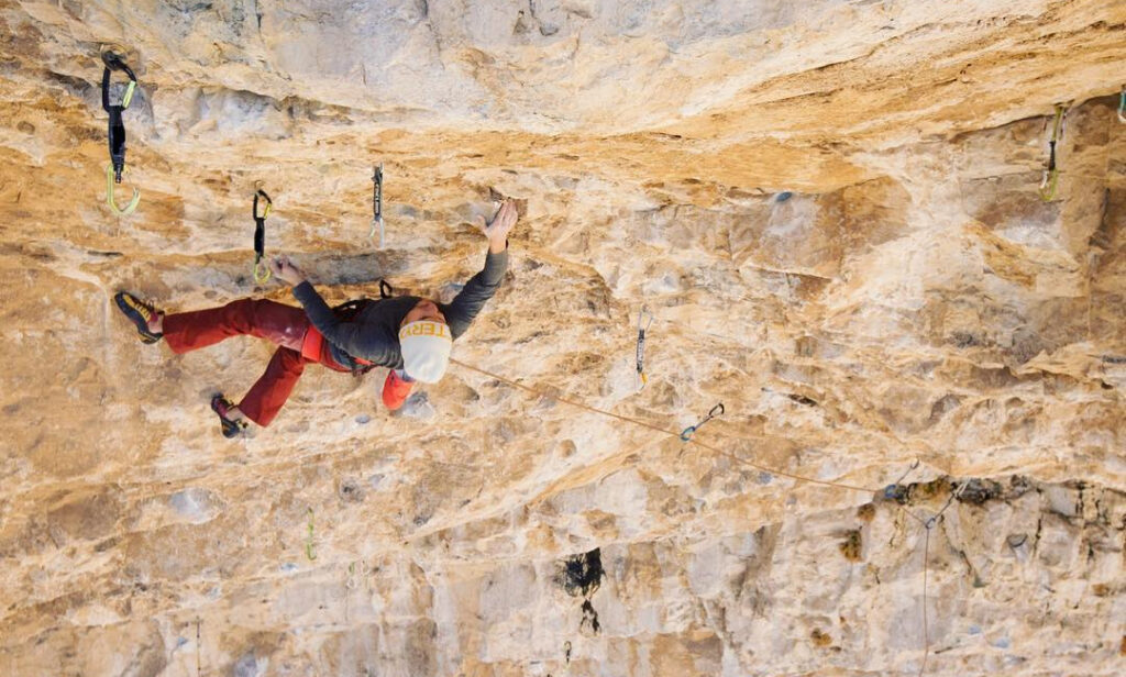 Jonathan Siegrist en All You Can Eat 9a+