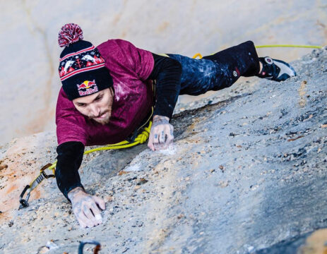 Felipe Camargo encadena ‘El Bon Combat’ y sugiere 9b