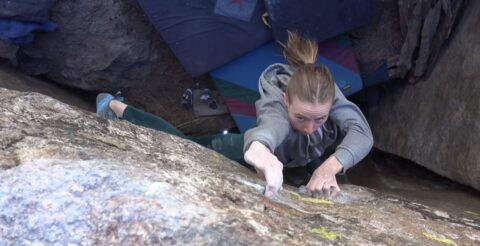 Isabelle Faus en ‘Memory is Parallax’ 8B+ y ‘Goldrush’ 8B