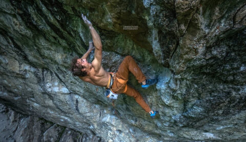 Primer 9a+ para Hugo Parmentier con ‘Le Moustache Qui Fâche’
