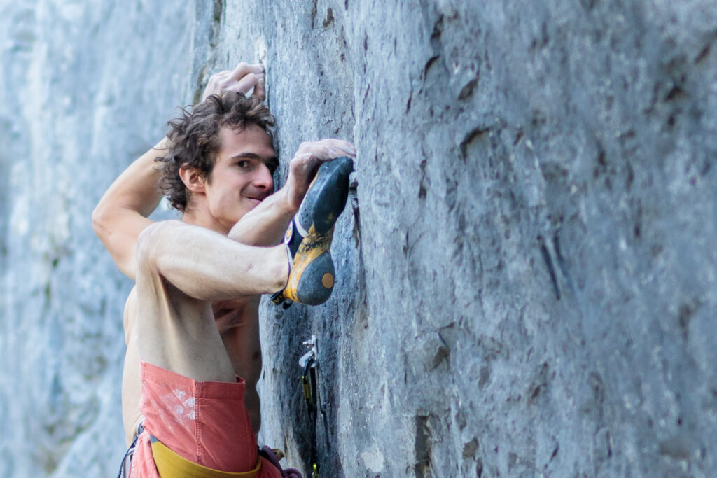 Adam Ondra en 'Disbelief' 9b