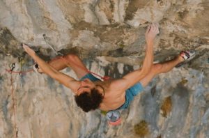 Adam Ondra vuelve a la roca rescatando ‘Qui’ 9a+