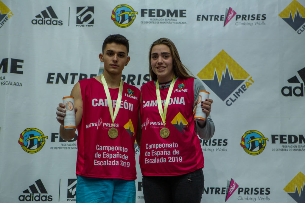 Alberto Ginés y Rut Casas campeones de España de boulder 2019