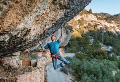 Gabriele Moroni encadenando ‘Demencia Senil’ 9a+
