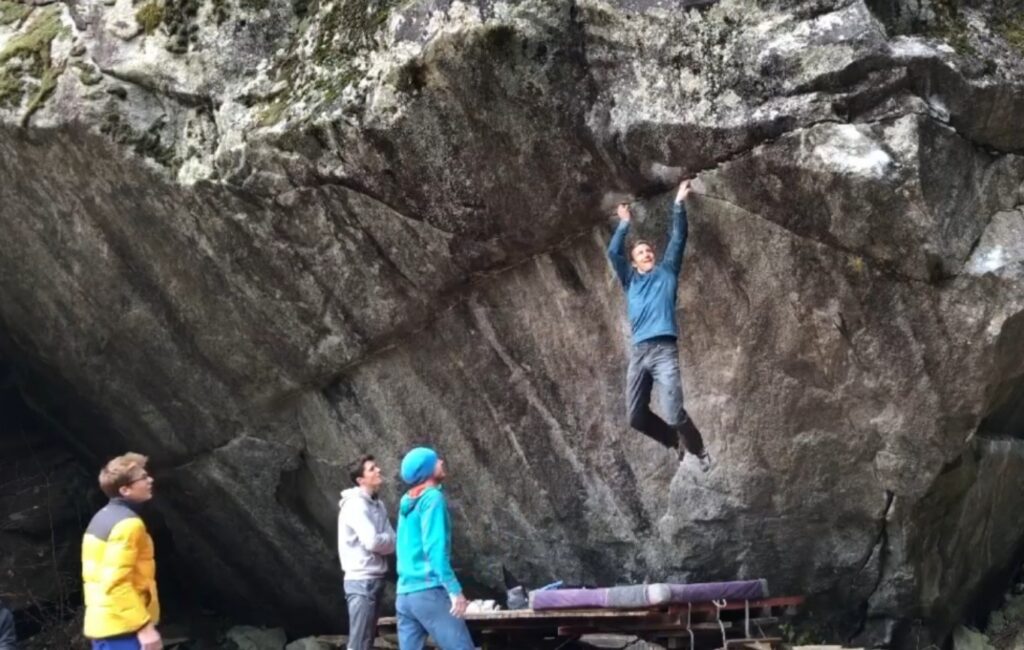 Jakob Schubert en Off the Wagon 8B+