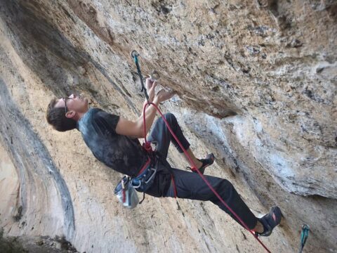 William Bosi encadena ‘La Capella’ 9b en un tiempo récord