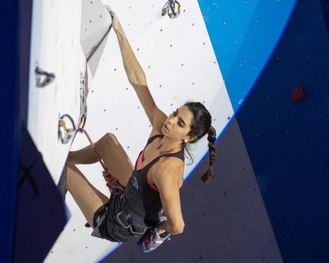 Fanny Gibert compitiendo Fanny Gibert compitiendo