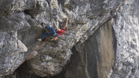 Jakob Schubert se lleva la tercera ascensión de ‘Weiße Rose’ 9a