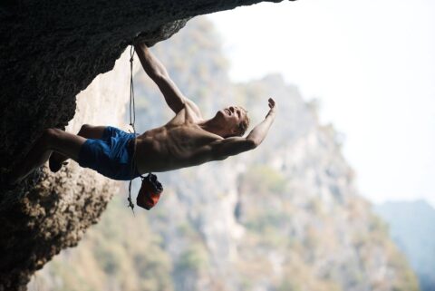 Psicobloc en Vietnam con Kyra Condie y Tim Emmett