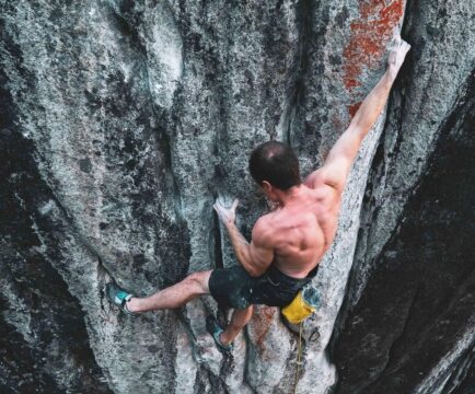 Carlo Traversi establece un nuevo 9a+ en Estados Unidos, ‘Empath’