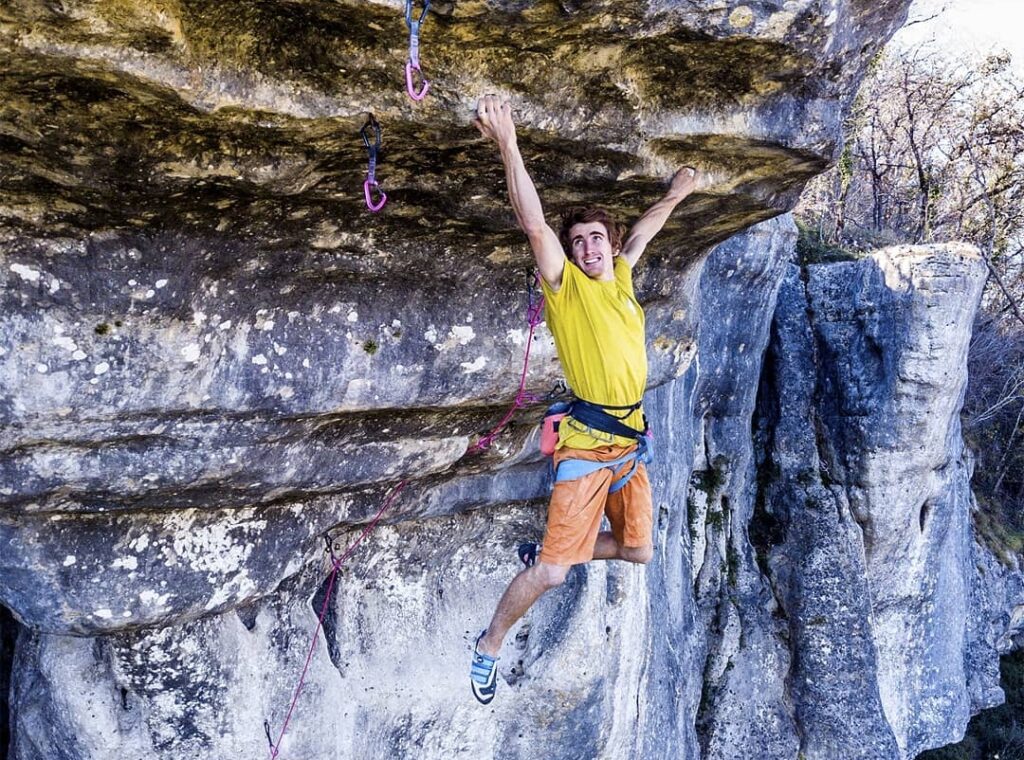 Seb Bouin escalando De l’Autre Côté du Ciel