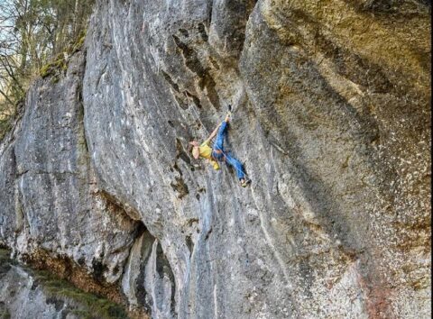 Alex Megos establece un nuevo 9a+ en Frankenjura
