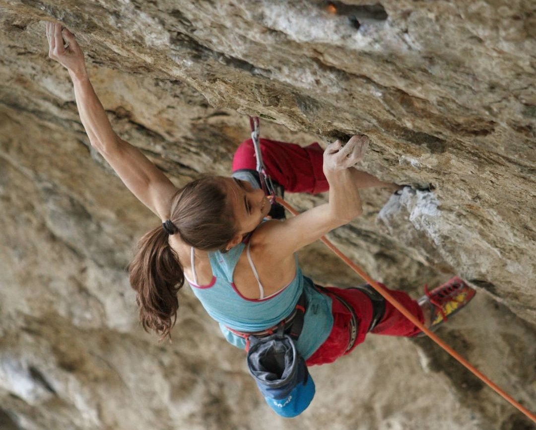Laura Rogora se repone de su actuación en Tokio con ‘Camo’ 9a WOGU