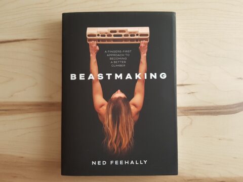 «Beastmaking», un libro sobre el entrenamiento de dedos para escaladores