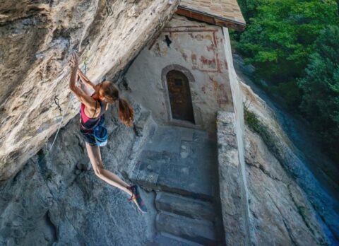 Laura Rogora encadena ‘Erebor’ 9b/+, la vía más dura de Italia