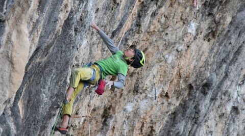 Roc Vergés se apunta ‘Fish Eye’, primer 8c a los 13 años