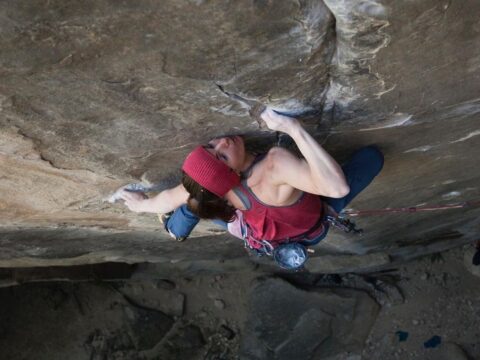 Barbara Zangerl en ‘Le Voyage’ (E10 7a), en Annot