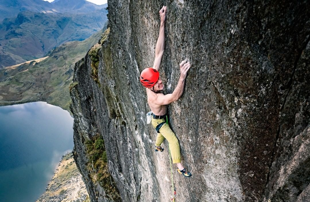 Dave MacLeod firma la tercera ascensión de ‘Lexicon’ E11 7a | WOGU