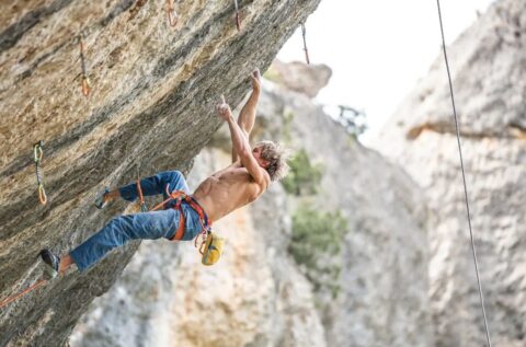 Alex Megos sigue en racha en Margalef y tacha ‘Gancho Perfecto’