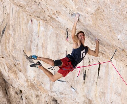 ‘Suprême Jumbo Love’, la propuesta de 9b+ de Seb Bouin en Clark Mountain
