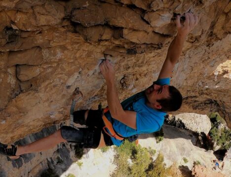 Martin Tekles repite ‘Patanics’ y prefiere el 9a+/b, en Rodellar