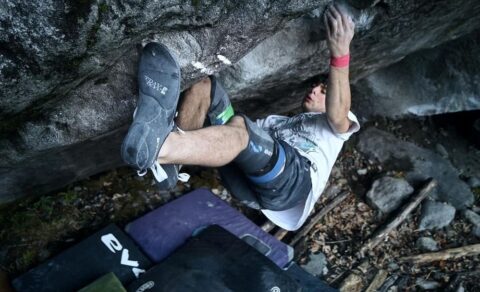 Francesco Berardino, Lasse von Freier y Noah Wheeler en el 8C+. Crónica de boulder