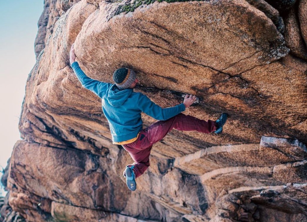 Jorge Díaz-Rullo escalando en La Pedriza