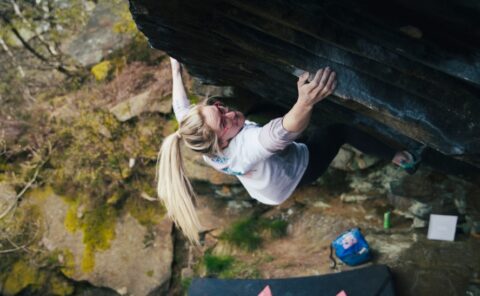 Shauna Coxsey encadena ‘The Boss’ 8B+, en el Peak District