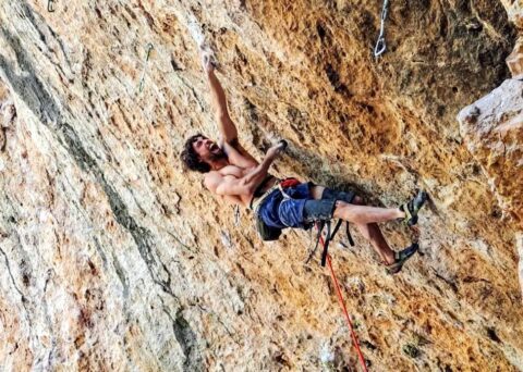 Álex Garriga encadena ‘El Maquinista’, su última realización en Montanejos