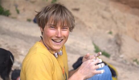 Alex Megos encadena ‘Change’ 9b+, en Flatanger
