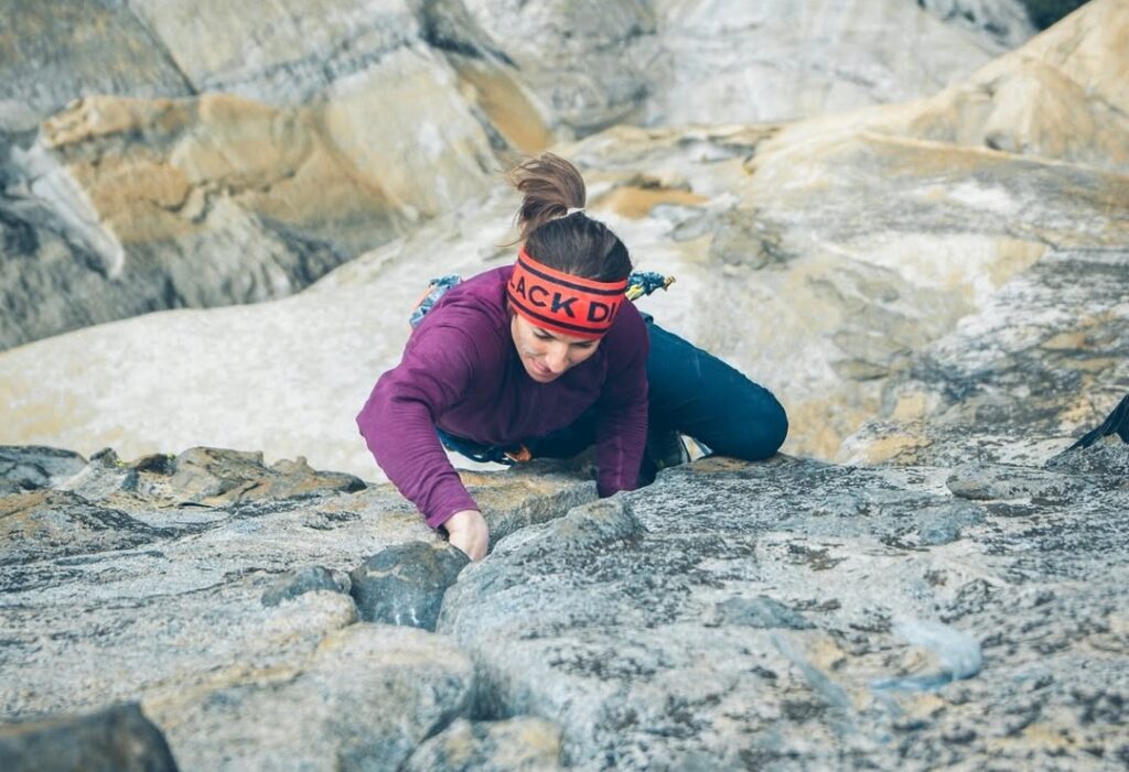 Barbara Zangerl escalando en El Capitán