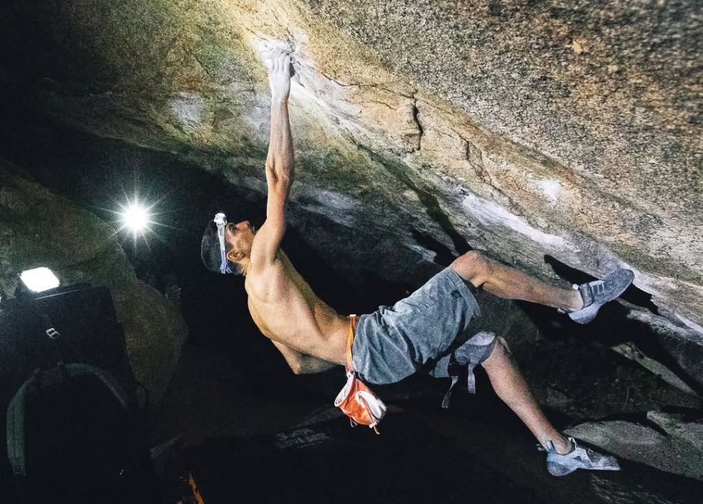 Jorge Díaz-Rullo escalando en La Pedriza