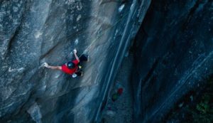 Jacopo Larcher se suma a la lista de ascensionistas de ‘Bon Voyage’ E12 (9a)