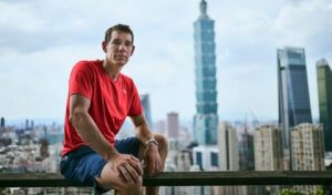 Alex Honnold escala el Taipei 101 en solo integral. Así se ha vivido en Instagram