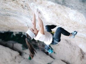 Ainhize Belar desbloquea el noveno grado en Margalef con ‘Víctimes del Futur’ 9a