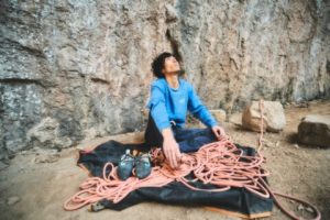 Tenaya Aruma, sensibilidad y conexión con la roca