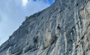 Laura Rogora escapa de la ola de calor escalando en Dolomitas