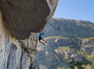 Javi Cano lanza el grado más duro de la Sierra de Gredos con ‘La Perla al Revés’