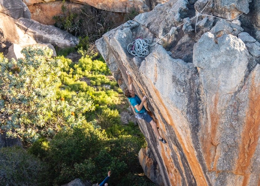 James Pearson escalando en Rocklands