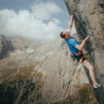 Adam Ondra frente a la historia y la dificultad de la Marmolada