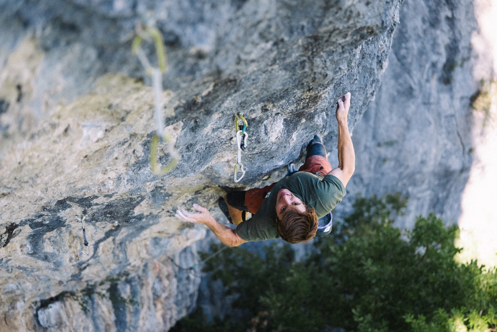 41122Seb Bouin en la primera ascensión de ‘Le Chant des Muses’ 9b